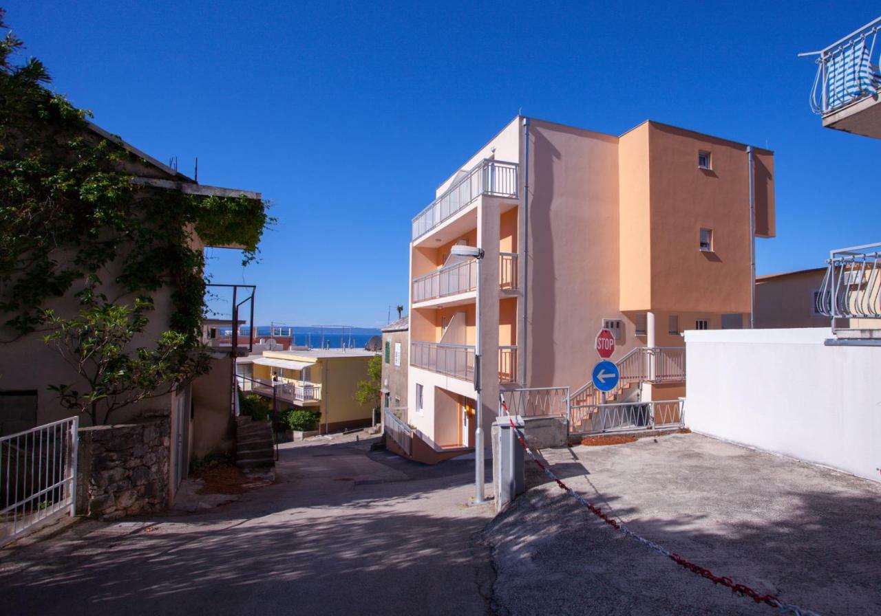 Apartments Mia Baška Voda エクステリア 写真