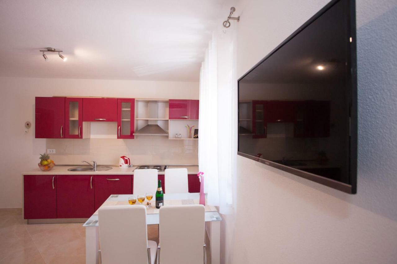 Apartments Mia Baška Voda エクステリア 写真