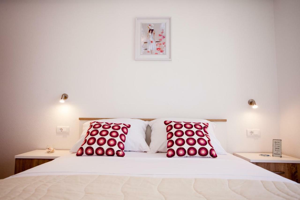 Apartments Mia Baška Voda エクステリア 写真