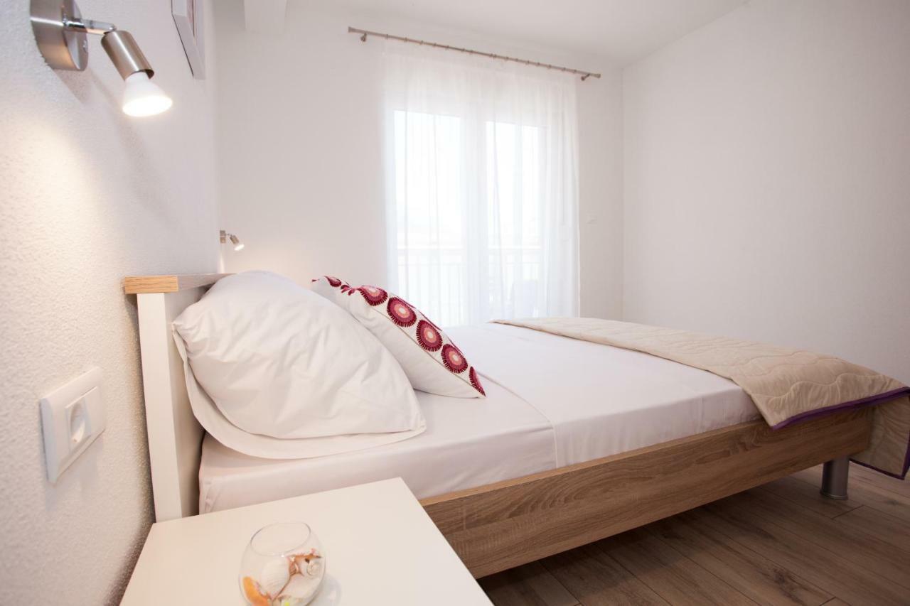 Apartments Mia Baška Voda エクステリア 写真